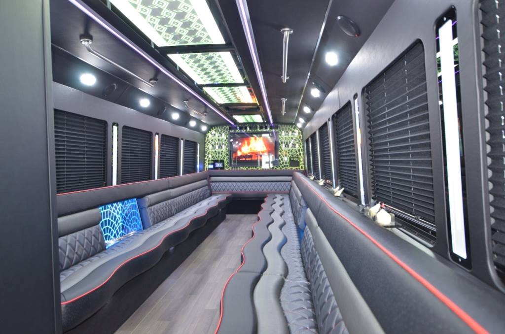 Party Bus 699 Top class Limousine